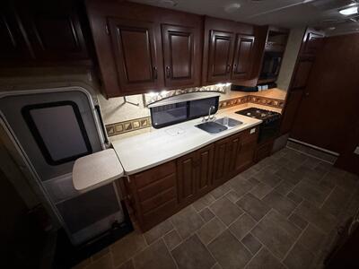 2013 Forest River Sunseeker 3010DS   - Photo 23 - Rillito, AZ 85654