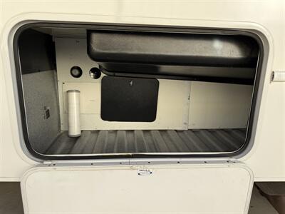 2013 Forest River Sunseeker 3010DS   - Photo 59 - Rillito, AZ 85654