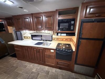 2013 Forest River Sunseeker 3010DS   - Photo 22 - Rillito, AZ 85654
