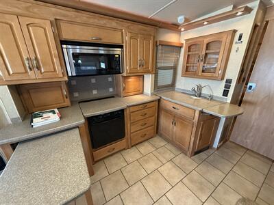 2007 Itasca Suncruiser 35A   - Photo 12 - Rillito, AZ 85654