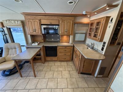 2007 Itasca Suncruiser 35A   - Photo 10 - Rillito, AZ 85654