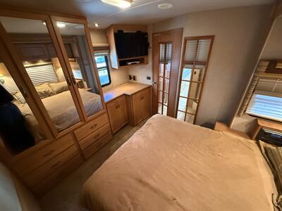 2007 Itasca Suncruiser 35A   - Photo 30 - Rillito, AZ 85654