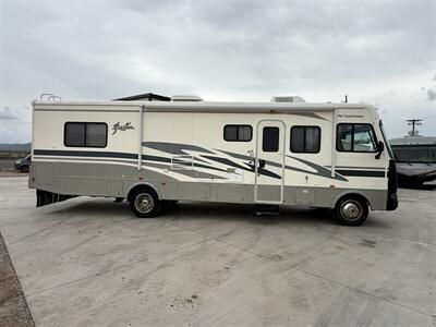 2004 Fleetwood Fiesta 32S   - Photo 6 - Rillito, AZ 85654