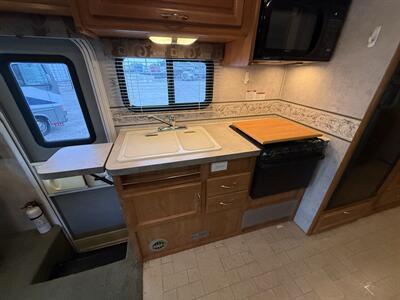 2004 Fleetwood Fiesta 32S   - Photo 25 - Rillito, AZ 85654