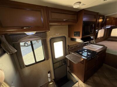 2014 Thor Chateau 23U   - Photo 36 - Marana, AZ 85653