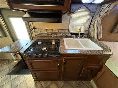 2014 Thor Chateau 23U   - Photo 34 - Marana, AZ 85653