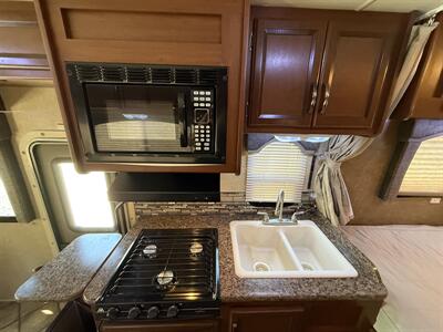 2014 Thor Chateau 23U   - Photo 35 - Marana, AZ 85653