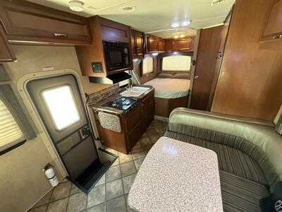 2014 Thor Chateau 23U   - Photo 24 - Marana, AZ 85653