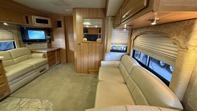 2009 Fleetwood Bounder 38F   - Photo 48 - Marana, AZ 85653