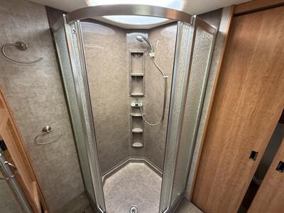 2009 Fleetwood Bounder 38F   - Photo 70 - Marana, AZ 85653