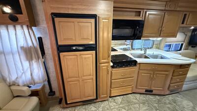 2009 Fleetwood Bounder 38F   - Photo 46 - Marana, AZ 85653