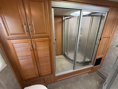 2009 Fleetwood Bounder 38F   - Photo 67 - Marana, AZ 85653