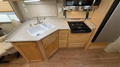 2006 Newmar Ventana 3330   - Photo 22 - Marana, AZ 85653