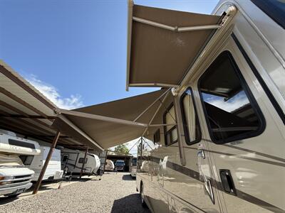 2006 Newmar Ventana 3330   - Photo 79 - Marana, AZ 85653