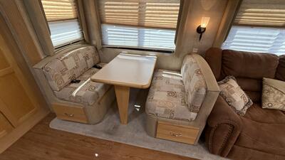 2006 Newmar Ventana 3330   - Photo 14 - Marana, AZ 85653