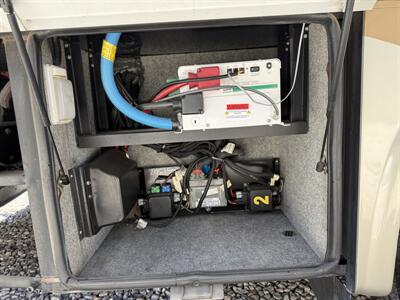 2006 Newmar Ventana 3330   - Photo 74 - Marana, AZ 85653