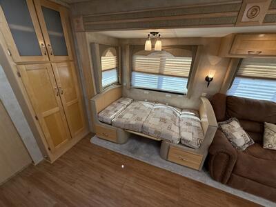 2006 Newmar Ventana 3330   - Photo 15 - Marana, AZ 85653