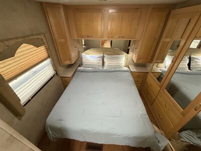 2006 Newmar Ventana 3330   - Photo 40 - Marana, AZ 85653