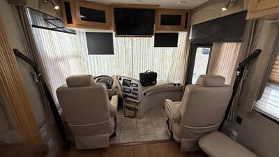 2006 Newmar Ventana 3330   - Photo 56 - Marana, AZ 85653