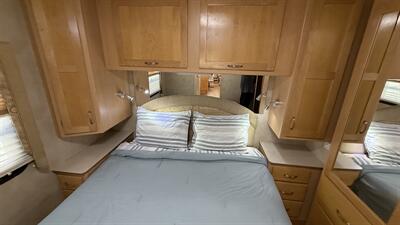 2006 Newmar Ventana 3330   - Photo 44 - Marana, AZ 85653