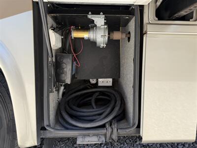 2006 Newmar Ventana 3330   - Photo 68 - Marana, AZ 85653