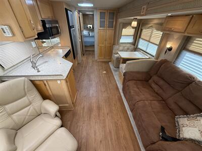 2006 Newmar Ventana 3330   - Photo 51 - Marana, AZ 85653