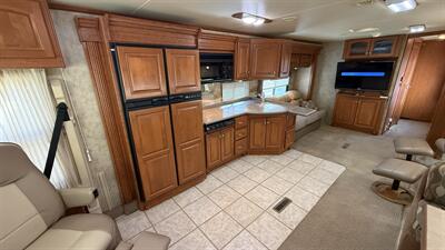 2006 Damon Tuscany 4076   - Photo 14 - Rillito, AZ 85654
