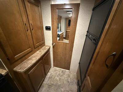 2016 Lance Lance 2295 - Photo 35 - Rillito, AZ 85654