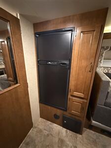 2016 Lance Lance 2295 - Photo 28 - Rillito, AZ 85654