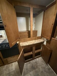 2016 Lance Lance 2295 - Photo 34 - Rillito, AZ 85654