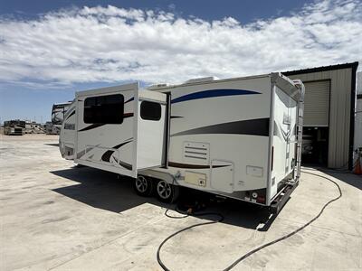 2016 Lance Lance 2295 - Photo 12 - Rillito, AZ 85654