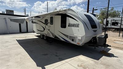 2016 Lance Lance 2295