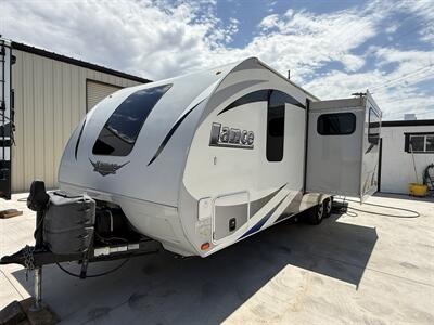 2016 Lance Lance 2295 - Photo 14 - Rillito, AZ 85654