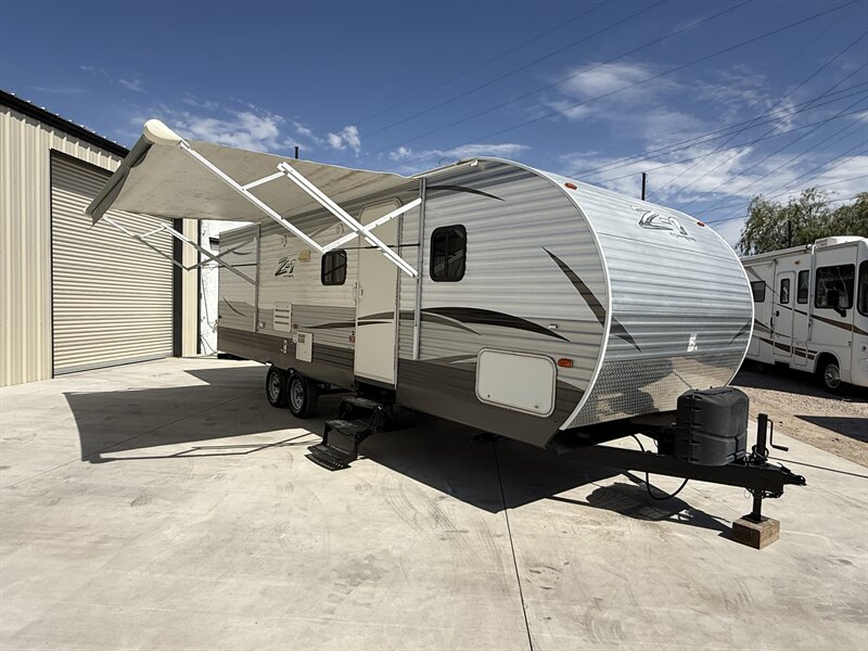 2017 CrossRoads RV Z-1 272BH  