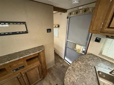 2017 CrossRoads RV Z-1 272BH   - Photo 37 - Rillito, AZ 85654