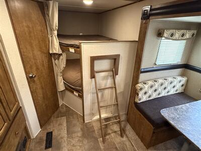 2017 CrossRoads RV Z-1 272BH   - Photo 22 - Rillito, AZ 85654