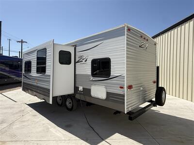 2017 CrossRoads RV Z-1 272BH   - Photo 5 - Rillito, AZ 85654