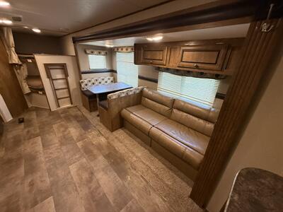 2017 CrossRoads RV Z-1 272BH   - Photo 15 - Rillito, AZ 85654
