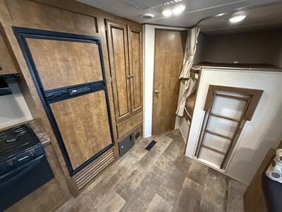 2017 CrossRoads RV Z-1 272BH   - Photo 31 - Rillito, AZ 85654