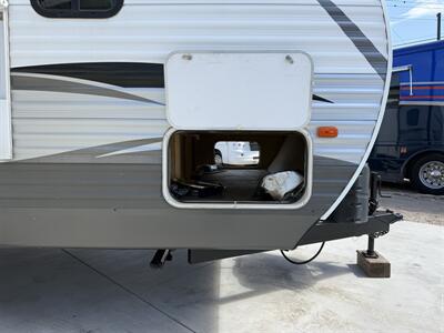 2017 CrossRoads RV Z-1 272BH   - Photo 11 - Rillito, AZ 85654