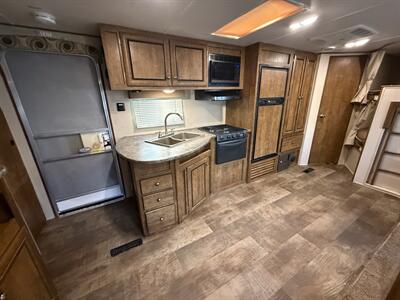 2017 CrossRoads RV Z-1 272BH   - Photo 19 - Rillito, AZ 85654