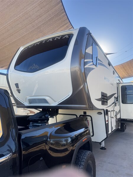 2017 Keystone Montana 3820FK 3820FK   - Photo 1 - Rillito, AZ 85654