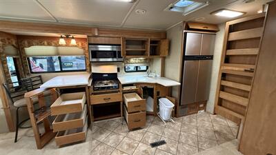 2006 Itasca Ellipse 36LD   - Photo 35 - Rillito, AZ 85654