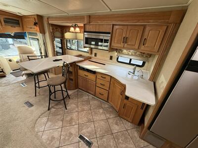 2006 Itasca Ellipse 36LD   - Photo 29 - Rillito, AZ 85654