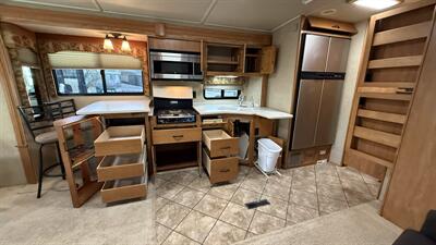 2006 Itasca Ellipse 36LD   - Photo 34 - Rillito, AZ 85654