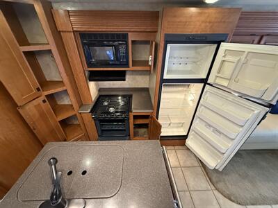 2008 Damon Challenger 378   - Photo 29 - Marana, AZ 85653