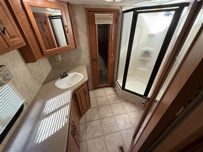 2008 Damon Challenger 378   - Photo 36 - Marana, AZ 85653