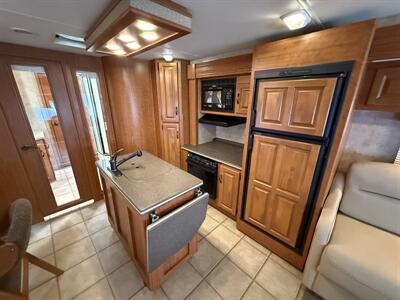 2008 Damon Challenger 378   - Photo 23 - Marana, AZ 85653