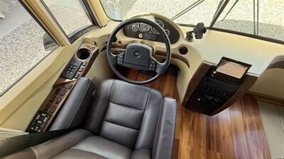 2005 Newmar MOUNTAIN AIRE 4031   - Photo 89 - Marana, AZ 85653