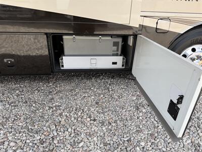 2005 Newmar MOUNTAIN AIRE 4031   - Photo 9 - Marana, AZ 85653